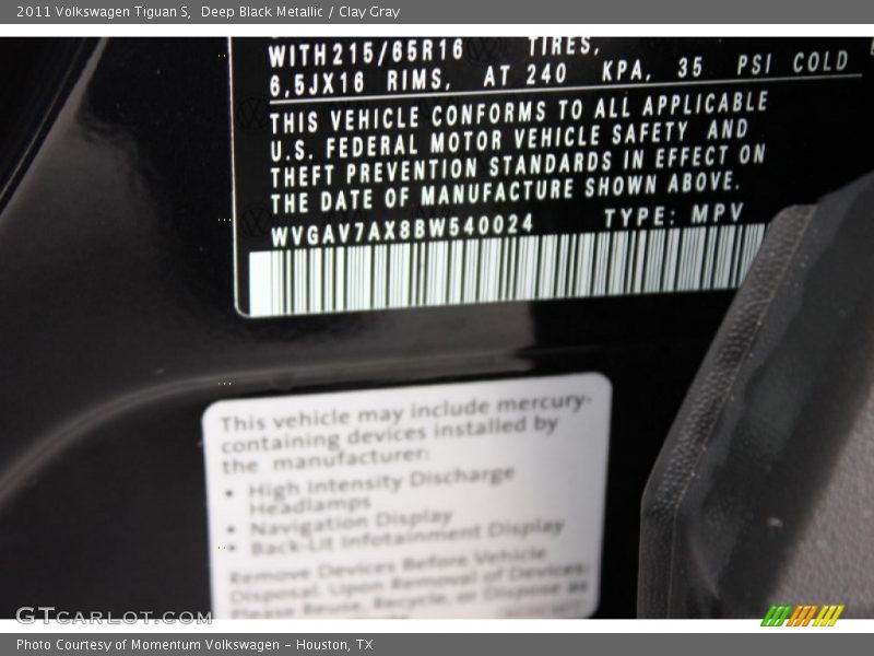 Deep Black Metallic / Clay Gray 2011 Volkswagen Tiguan S