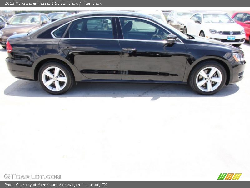 Black / Titan Black 2013 Volkswagen Passat 2.5L SE