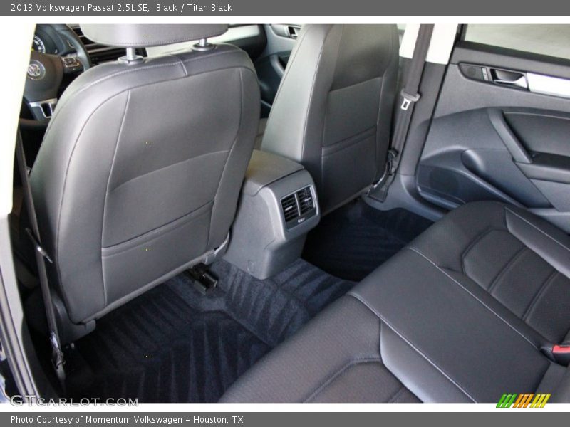 Black / Titan Black 2013 Volkswagen Passat 2.5L SE