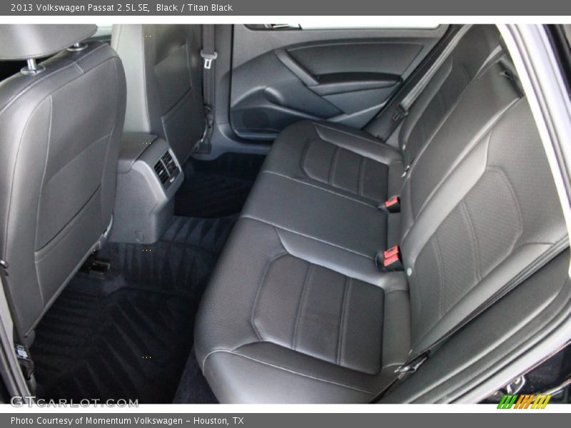 Black / Titan Black 2013 Volkswagen Passat 2.5L SE