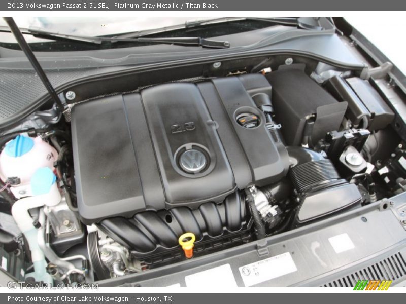 Platinum Gray Metallic / Titan Black 2013 Volkswagen Passat 2.5L SEL