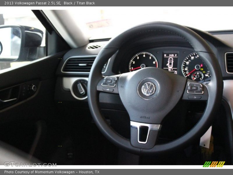 Black / Titan Black 2013 Volkswagen Passat 2.5L SE