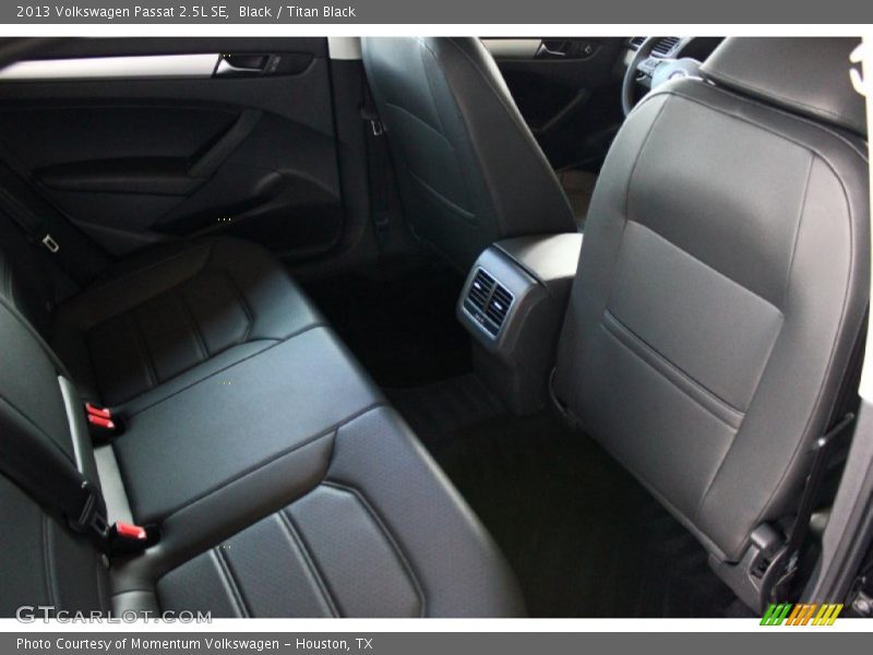 Black / Titan Black 2013 Volkswagen Passat 2.5L SE