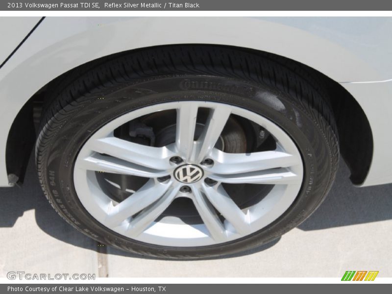 Reflex Silver Metallic / Titan Black 2013 Volkswagen Passat TDI SE