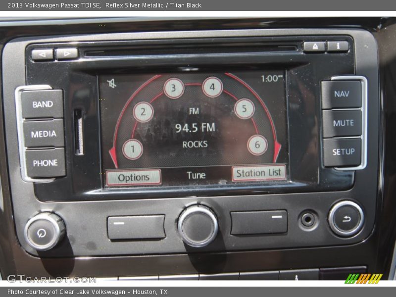 Reflex Silver Metallic / Titan Black 2013 Volkswagen Passat TDI SE