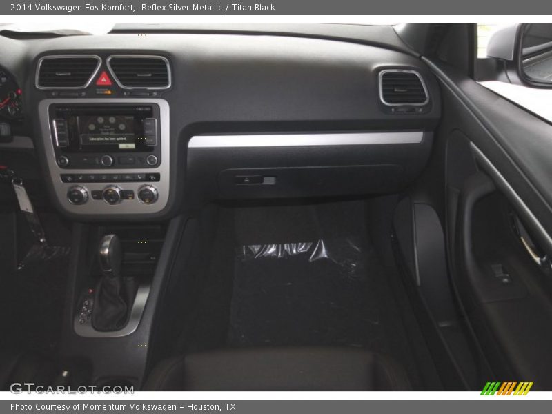 Reflex Silver Metallic / Titan Black 2014 Volkswagen Eos Komfort