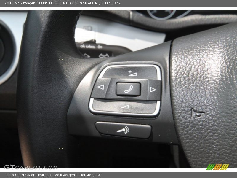 Reflex Silver Metallic / Titan Black 2013 Volkswagen Passat TDI SE