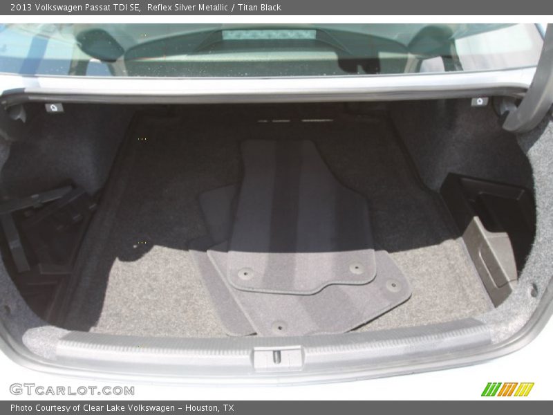 Reflex Silver Metallic / Titan Black 2013 Volkswagen Passat TDI SE