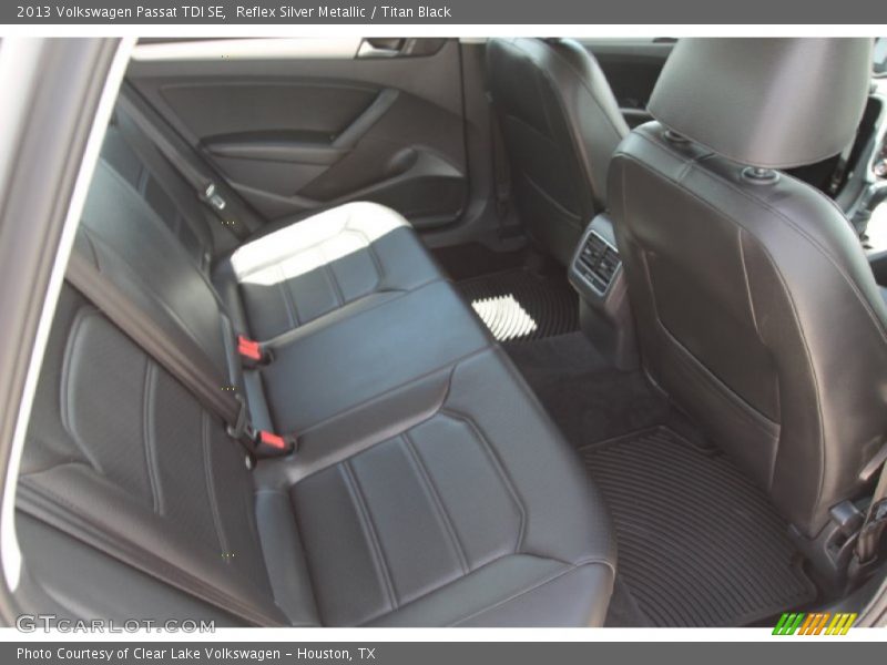 Reflex Silver Metallic / Titan Black 2013 Volkswagen Passat TDI SE