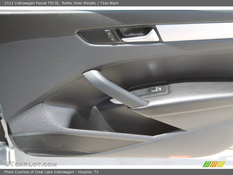 Reflex Silver Metallic / Titan Black 2013 Volkswagen Passat TDI SE