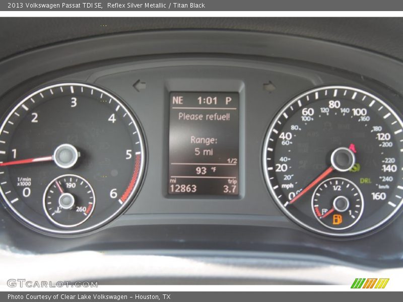Reflex Silver Metallic / Titan Black 2013 Volkswagen Passat TDI SE