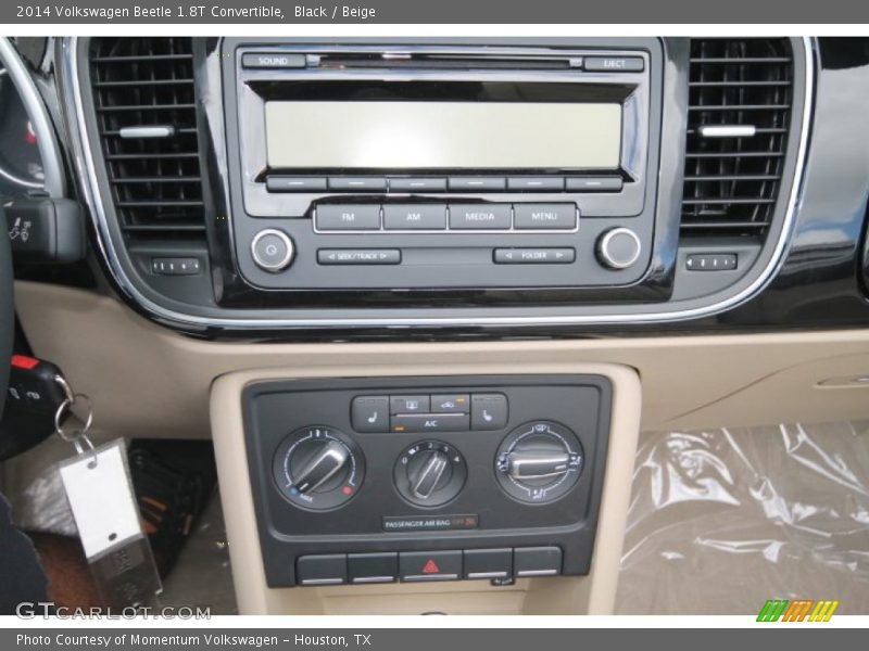 Controls of 2014 Beetle 1.8T Convertible