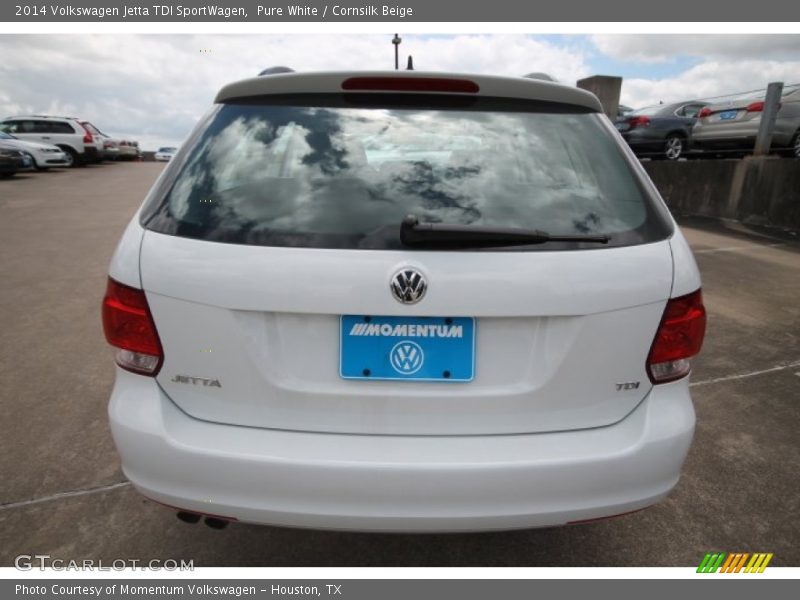 Pure White / Cornsilk Beige 2014 Volkswagen Jetta TDI SportWagen