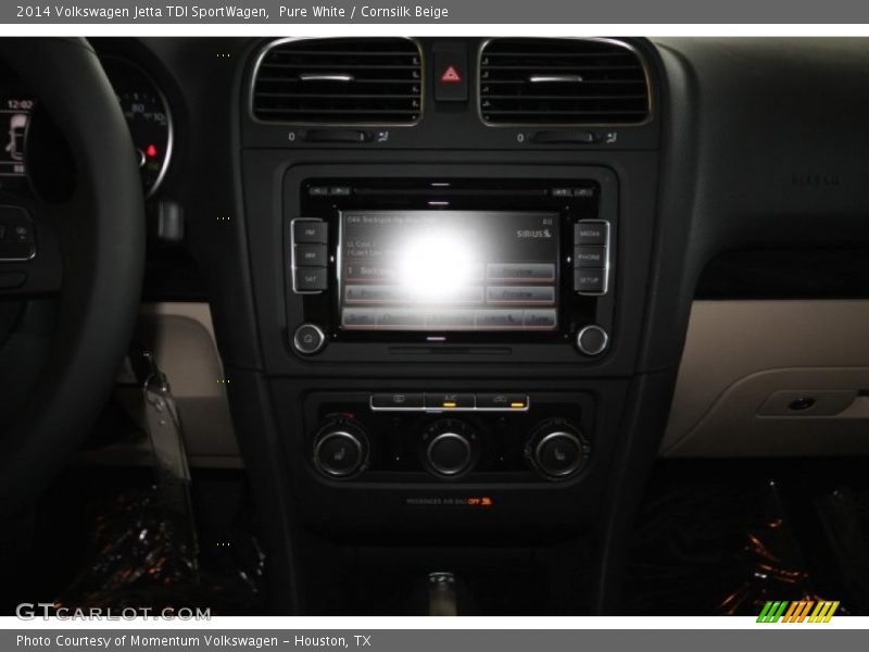 Pure White / Cornsilk Beige 2014 Volkswagen Jetta TDI SportWagen