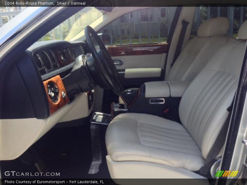 Silver / Oatmeal 2004 Rolls-Royce Phantom