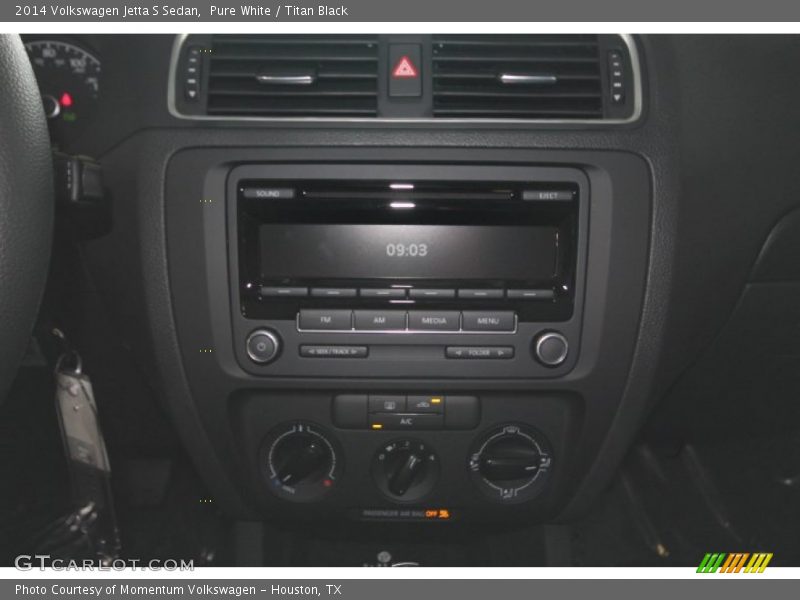 Pure White / Titan Black 2014 Volkswagen Jetta S Sedan