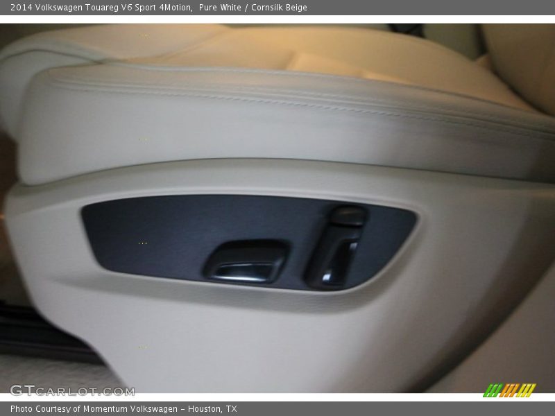 Pure White / Cornsilk Beige 2014 Volkswagen Touareg V6 Sport 4Motion