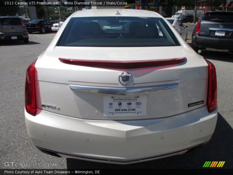 White Diamond Tricoat / Shale/Cocoa 2013 Cadillac XTS Premium AWD