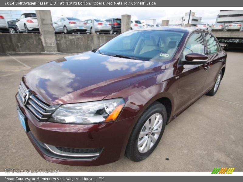 Front 3/4 View of 2014 Passat 1.8T Wolfsburg Edition