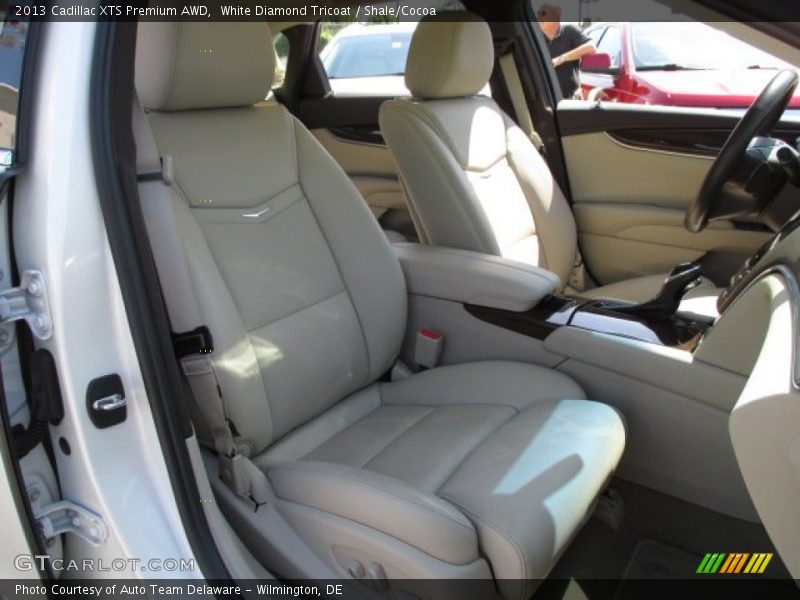 White Diamond Tricoat / Shale/Cocoa 2013 Cadillac XTS Premium AWD