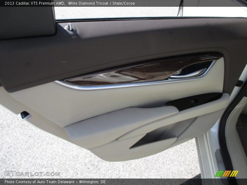 White Diamond Tricoat / Shale/Cocoa 2013 Cadillac XTS Premium AWD