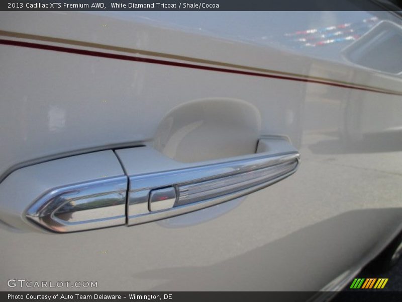 White Diamond Tricoat / Shale/Cocoa 2013 Cadillac XTS Premium AWD