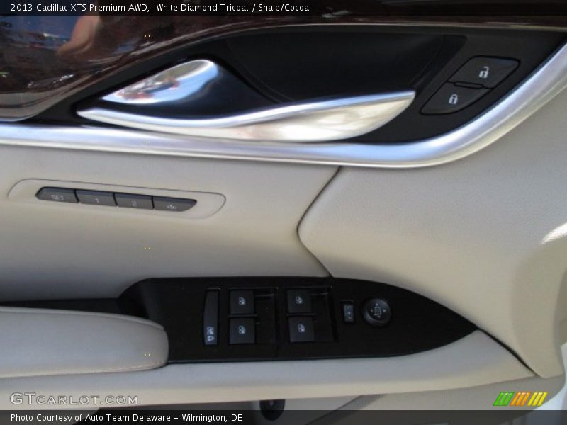 White Diamond Tricoat / Shale/Cocoa 2013 Cadillac XTS Premium AWD