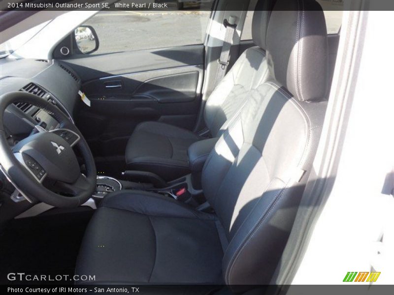 White Pearl / Black 2014 Mitsubishi Outlander Sport SE