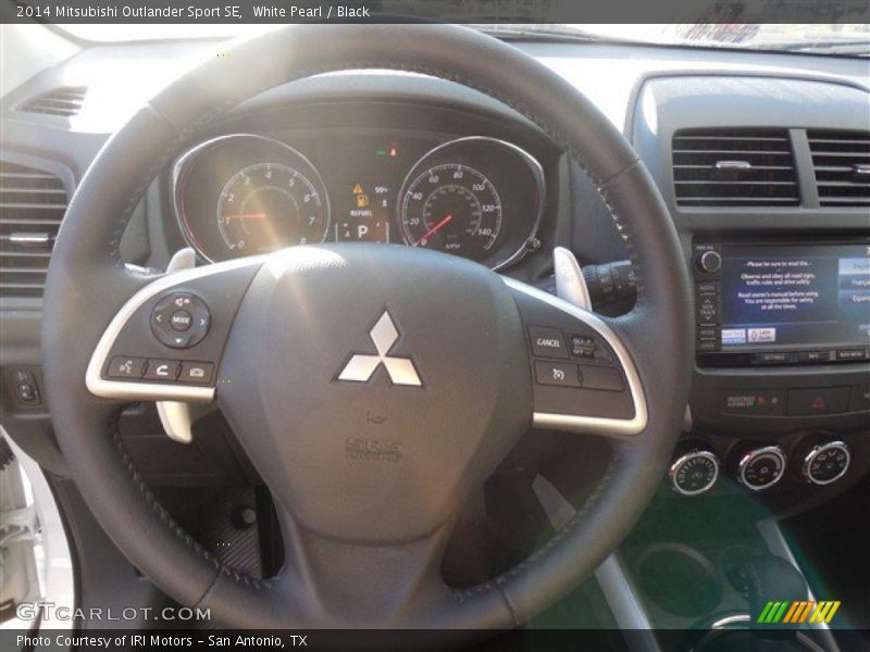 White Pearl / Black 2014 Mitsubishi Outlander Sport SE