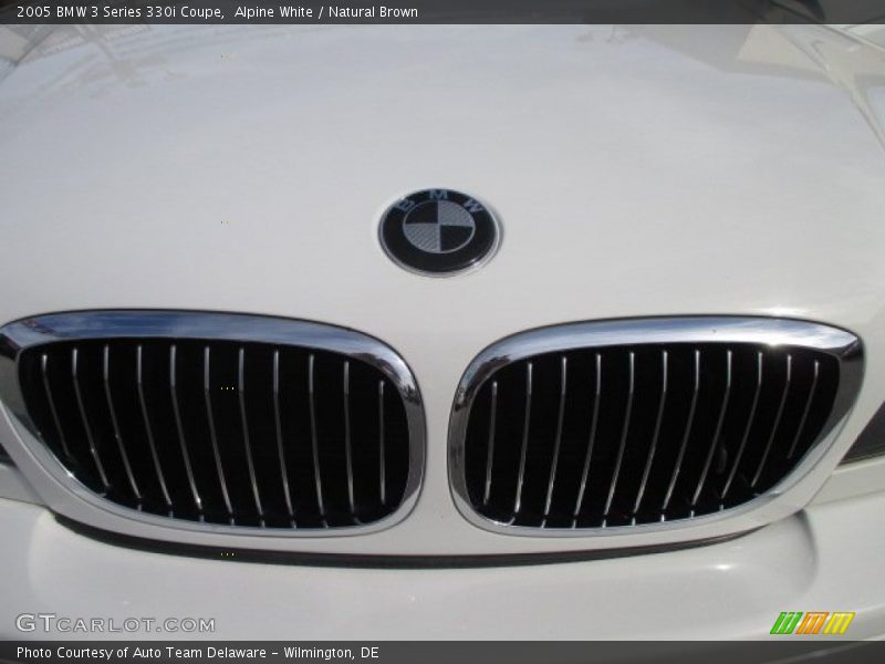 Alpine White / Natural Brown 2005 BMW 3 Series 330i Coupe