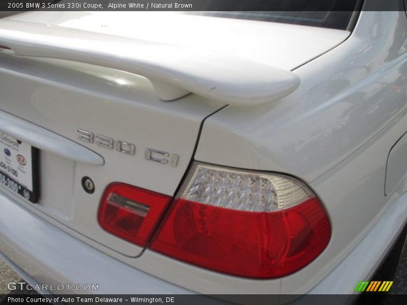 Alpine White / Natural Brown 2005 BMW 3 Series 330i Coupe
