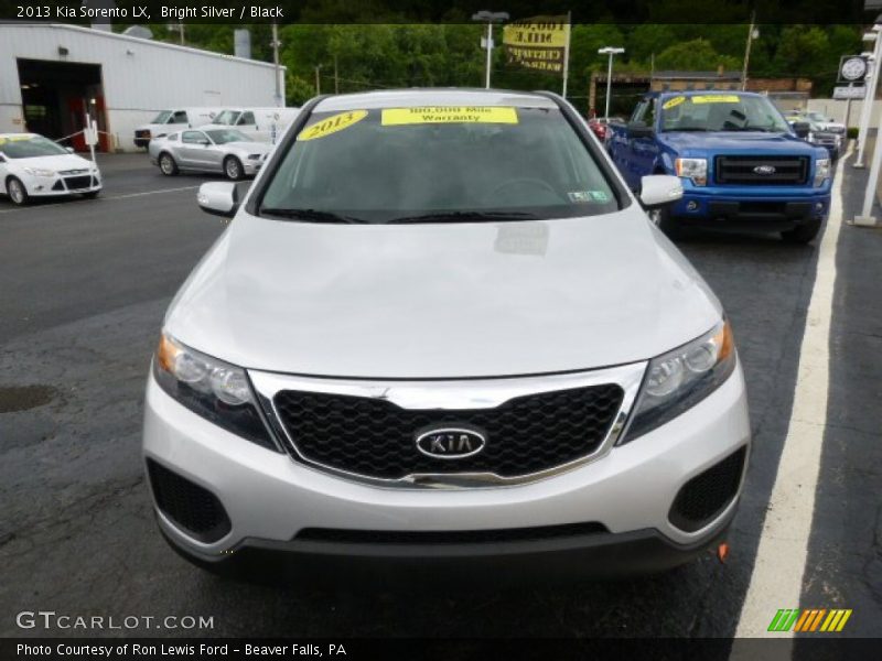 Bright Silver / Black 2013 Kia Sorento LX