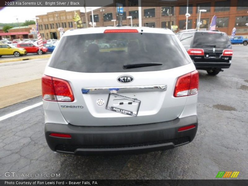 Bright Silver / Black 2013 Kia Sorento LX