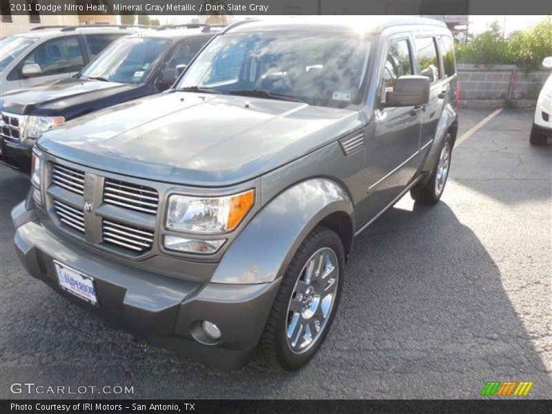 Mineral Gray Metallic / Dark Slate Gray 2011 Dodge Nitro Heat