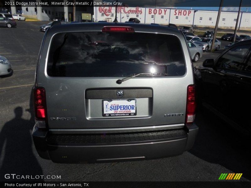 Mineral Gray Metallic / Dark Slate Gray 2011 Dodge Nitro Heat
