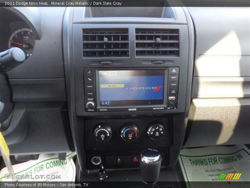 Mineral Gray Metallic / Dark Slate Gray 2011 Dodge Nitro Heat