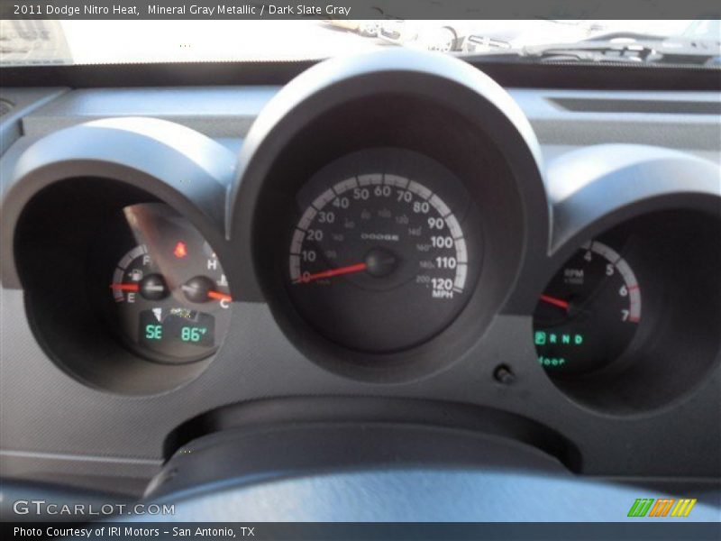 Mineral Gray Metallic / Dark Slate Gray 2011 Dodge Nitro Heat