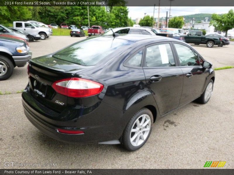 Tuxedo Black / Charcoal Black 2014 Ford Fiesta SE Sedan