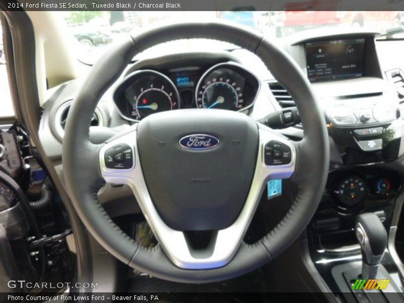 Tuxedo Black / Charcoal Black 2014 Ford Fiesta SE Sedan