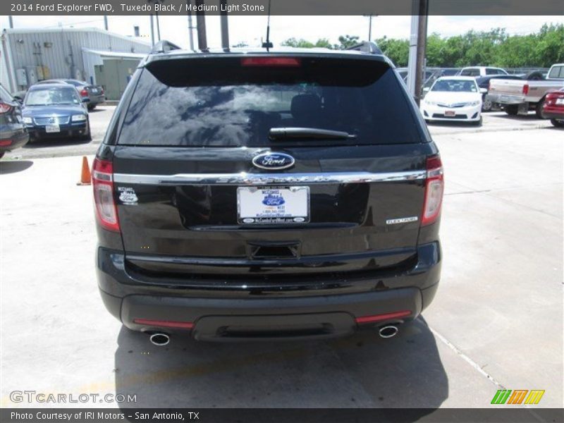Tuxedo Black / Medium Light Stone 2014 Ford Explorer FWD
