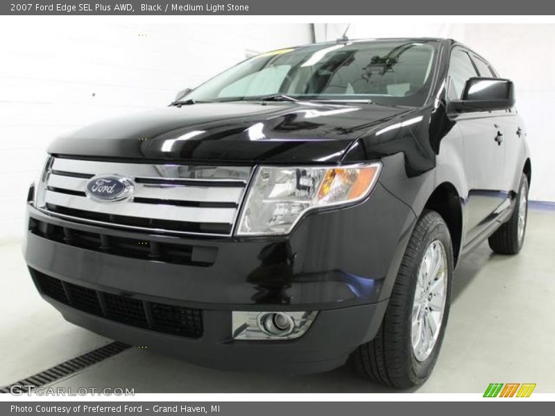 Black / Medium Light Stone 2007 Ford Edge SEL Plus AWD