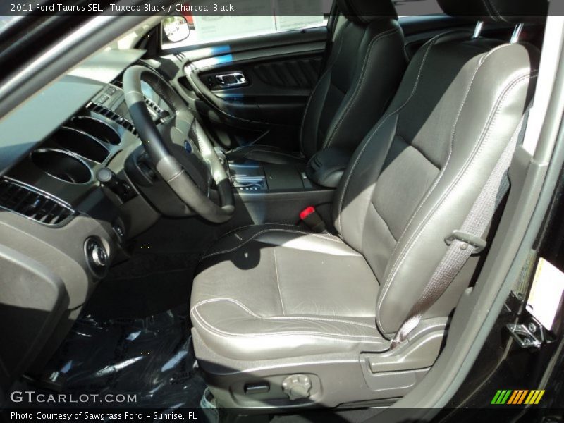 Tuxedo Black / Charcoal Black 2011 Ford Taurus SEL