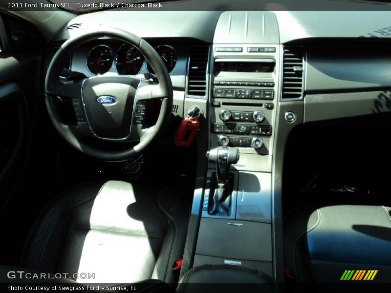 Tuxedo Black / Charcoal Black 2011 Ford Taurus SEL