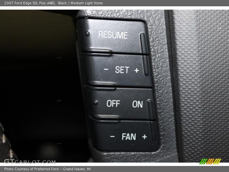 Black / Medium Light Stone 2007 Ford Edge SEL Plus AWD