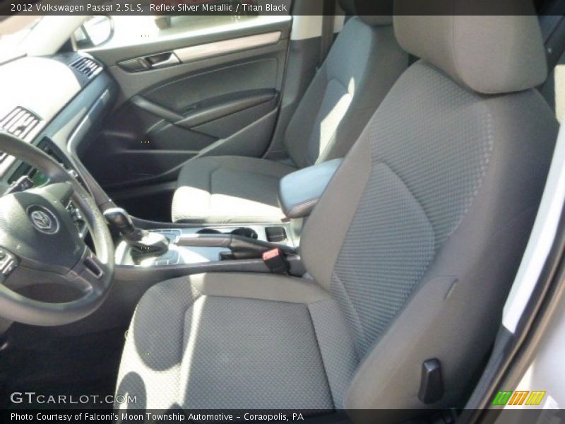 Reflex Silver Metallic / Titan Black 2012 Volkswagen Passat 2.5L S