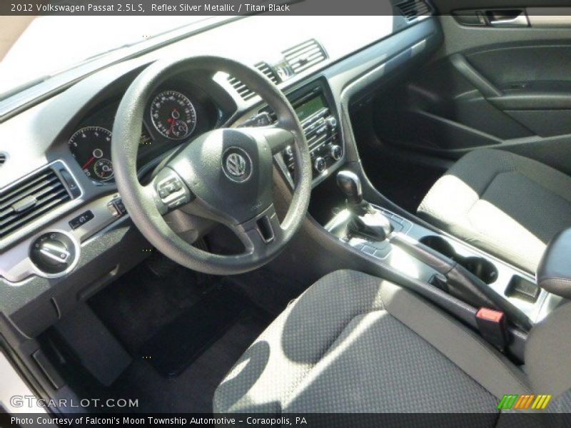 Reflex Silver Metallic / Titan Black 2012 Volkswagen Passat 2.5L S