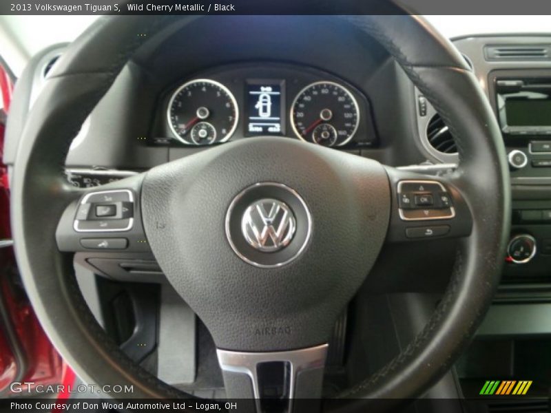 Wild Cherry Metallic / Black 2013 Volkswagen Tiguan S