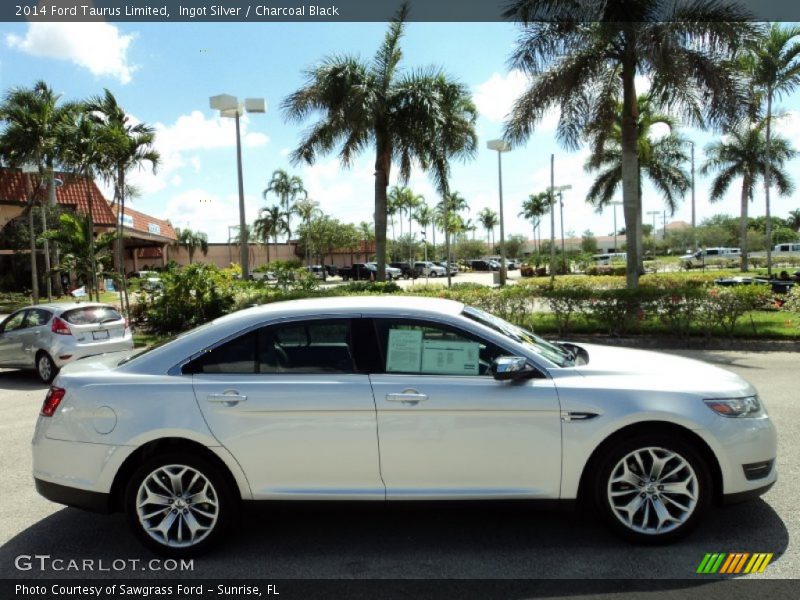 Ingot Silver / Charcoal Black 2014 Ford Taurus Limited