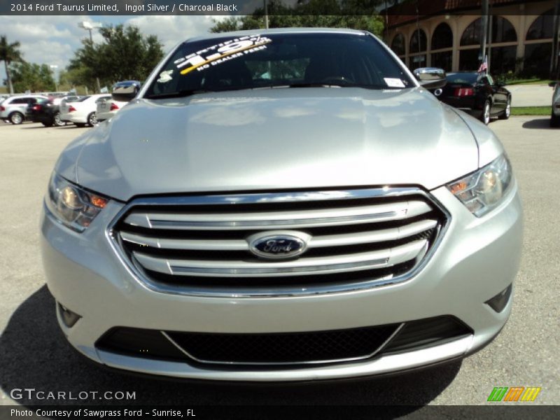 Ingot Silver / Charcoal Black 2014 Ford Taurus Limited