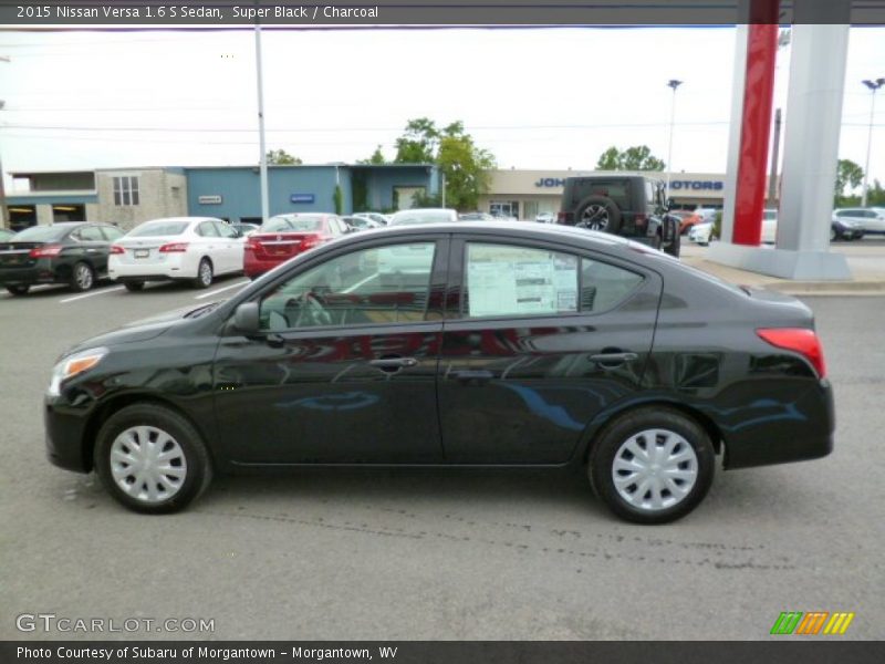Super Black / Charcoal 2015 Nissan Versa 1.6 S Sedan